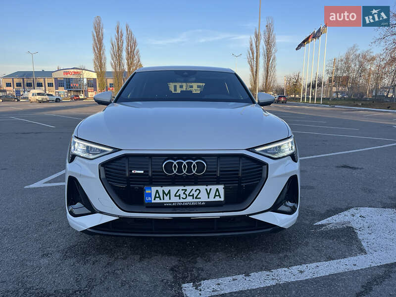 Внедорожник / Кроссовер Audi e-tron Sportback 2021 в Житомире