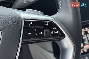 Внедорожник / Кроссовер Audi e-tron Sportback 2020 в 