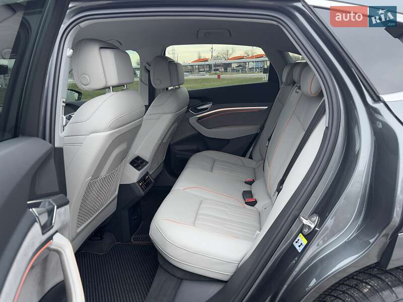 Внедорожник / Кроссовер Audi e-tron Sportback 2020 в Кременчуге