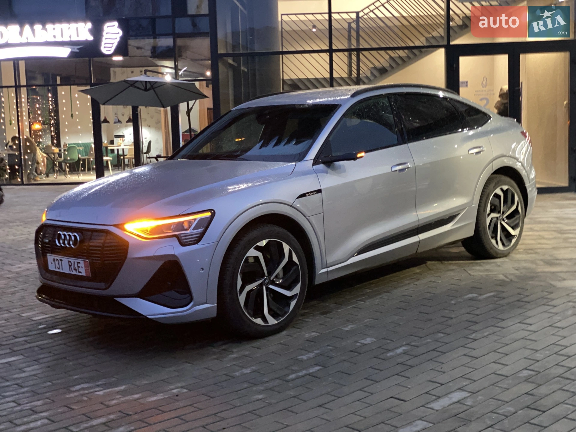2020 Audi e-tron Sportback - мініатюра 23