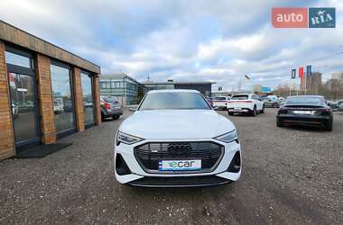 Позашляховик / Кросовер Audi e-tron Sportback 2021 в Києві