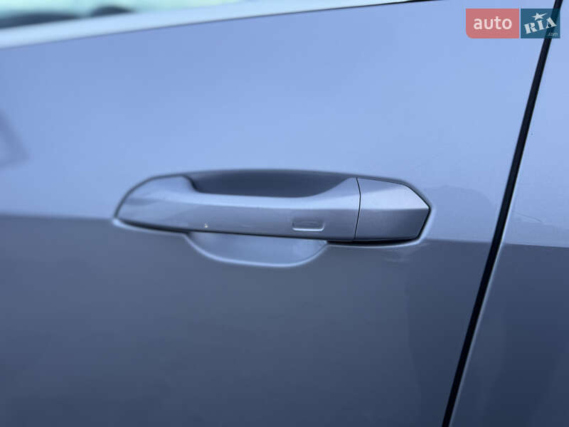 Внедорожник / Кроссовер Audi e-tron Sportback 2020 в Мукачево