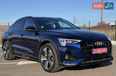 Позашляховик / Кросовер Audi e-tron Sportback 2021 в Рівному