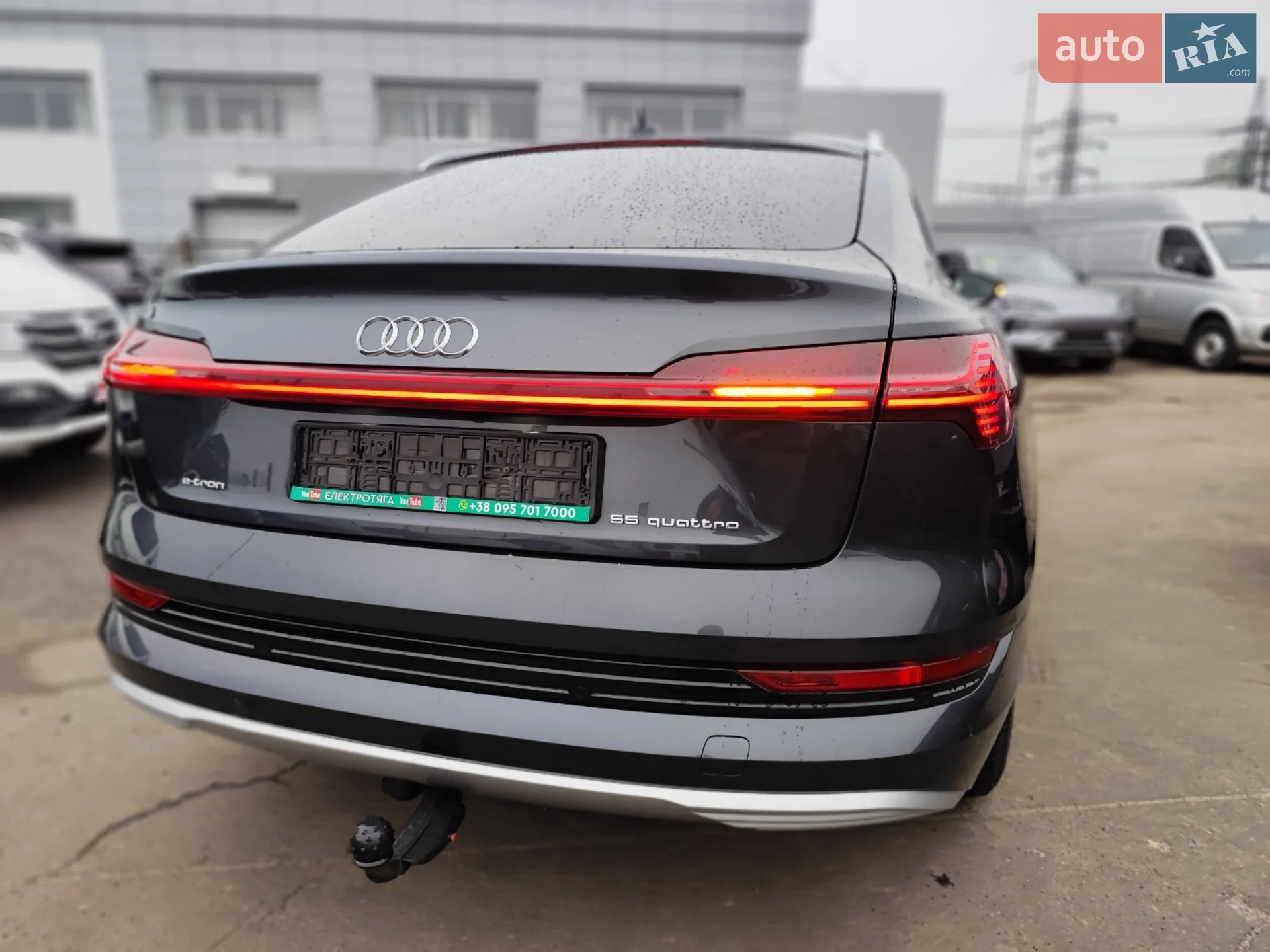 2020 Audi e-tron Sportback - мініатюра 8