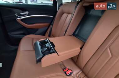 Внедорожник / Кроссовер Audi e-tron Sportback 2020 в 