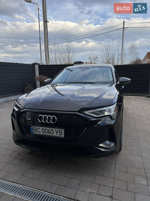Позашляховик / Кросовер Audi e-tron Sportback 2020 в Львові