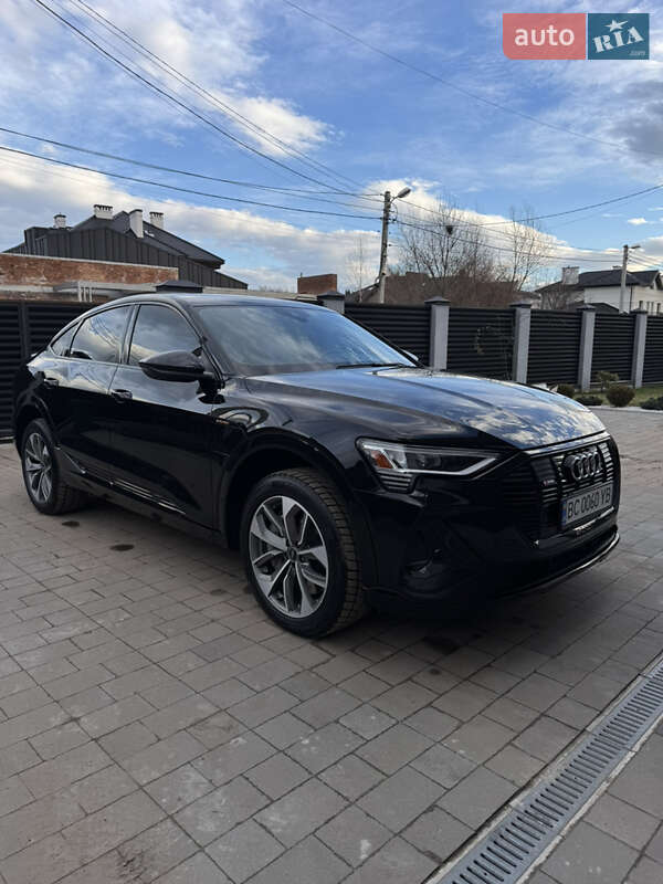 Позашляховик / Кросовер Audi e-tron Sportback 2020 в Львові
