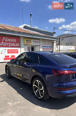 Внедорожник / Кроссовер Audi e-tron Sportback 2022 в 