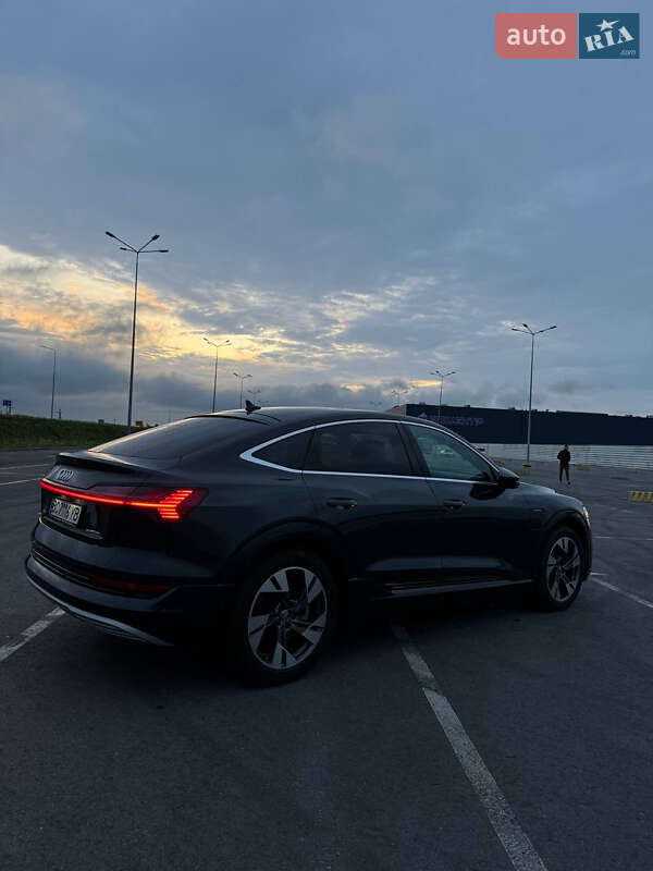 Внедорожник / Кроссовер Audi e-tron Sportback 2020 в Львове