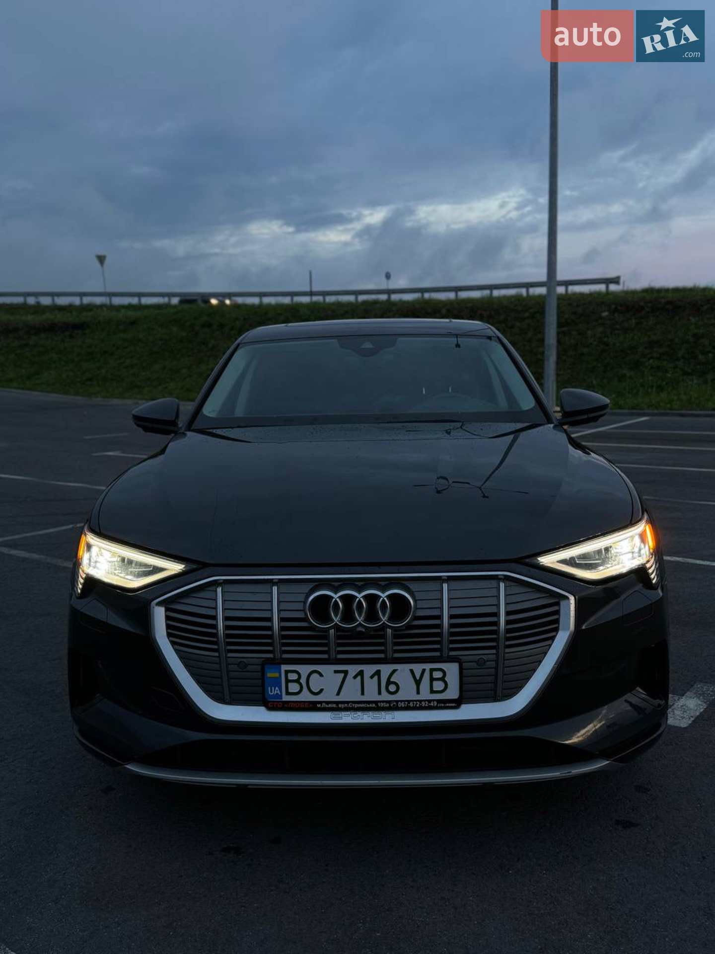 2020 Audi e-tron Sportback - мініатюра 14