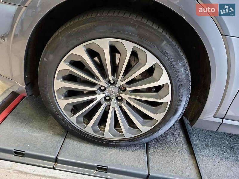 Позашляховик / Кросовер Audi e-tron Sportback 2020 в Чернівцях фото 81 Позашляховик / Кросовер Audi e-tron Sportback 2020 в Чернівцях