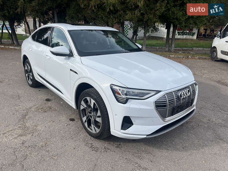 Позашляховик / Кросовер Audi e-tron Sportback 2020 в Львові фото 7 Позашляховик / Кросовер Audi e-tron Sportback 2020 в Львові