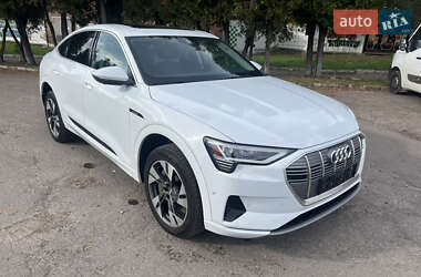 Внедорожник / Кроссовер Audi e-tron Sportback 2020 в 