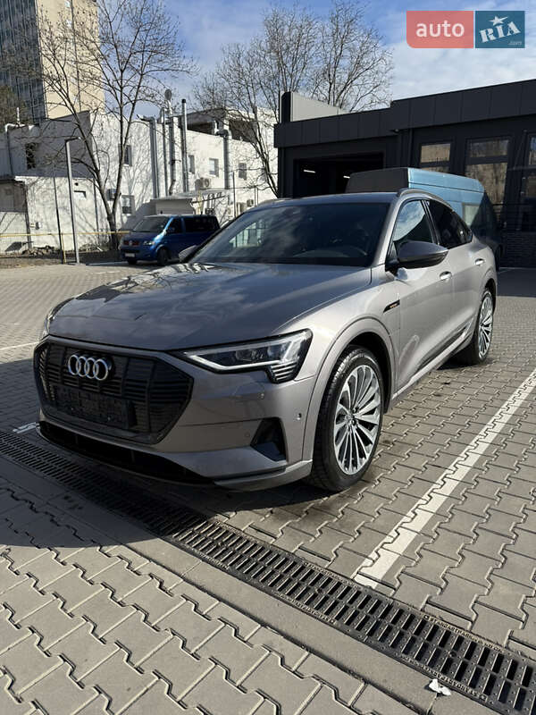 Позашляховик / Кросовер Audi e-tron Sportback 2020 в Чернівцях фото 72 Позашляховик / Кросовер Audi e-tron Sportback 2020 в Чернівцях