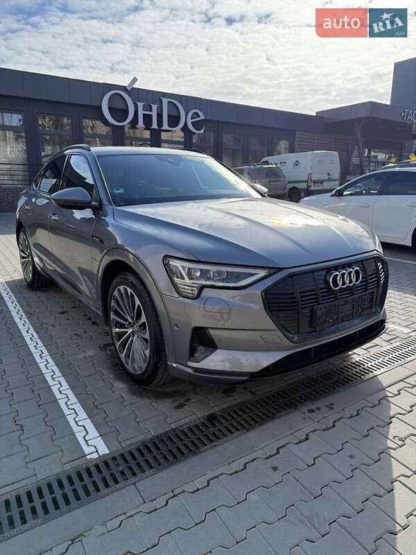 Позашляховик / Кросовер Audi e-tron Sportback 2020 в Чернівцях фото 75 Позашляховик / Кросовер Audi e-tron Sportback 2020 в Чернівцях