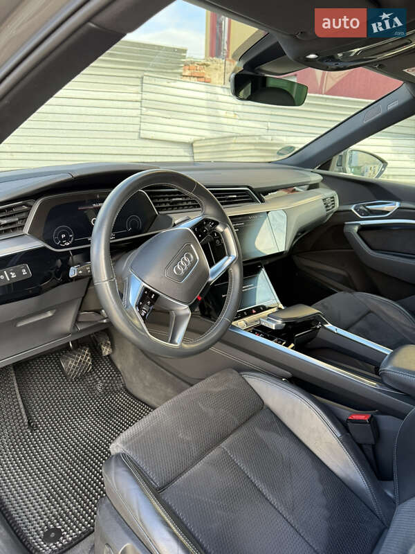 Позашляховик / Кросовер Audi e-tron Sportback 2020 в Чернівцях фото 52 Позашляховик / Кросовер Audi e-tron Sportback 2020 в Чернівцях