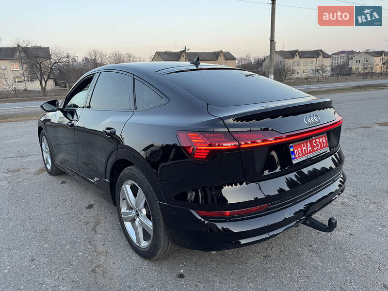 Внедорожник / Кроссовер Audi e-tron Sportback 2022 в Дубно