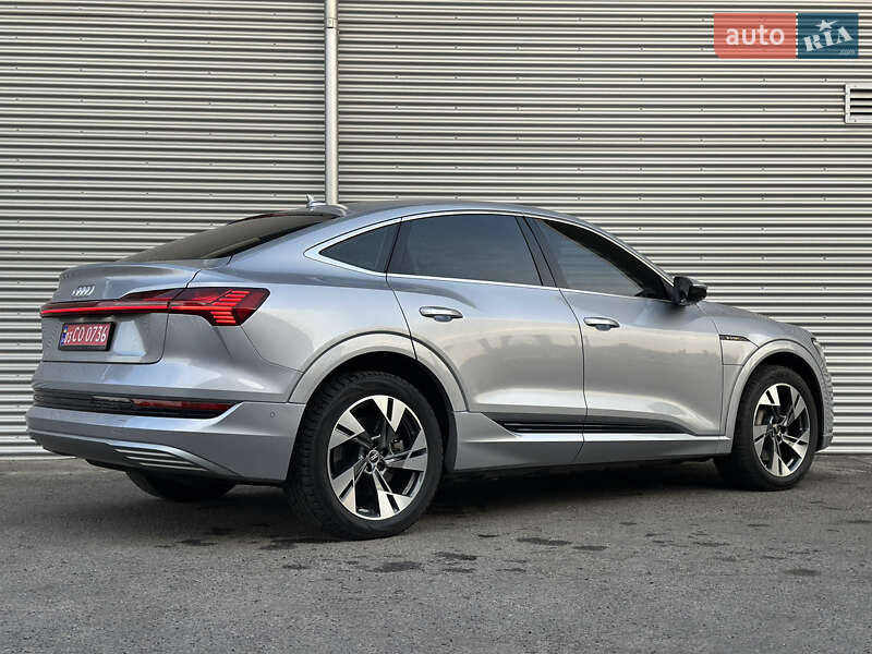 Внедорожник / Кроссовер Audi e-tron Sportback 2021 в Ровно