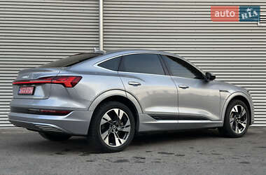 Позашляховик / Кросовер Audi e-tron Sportback 2021 в 
