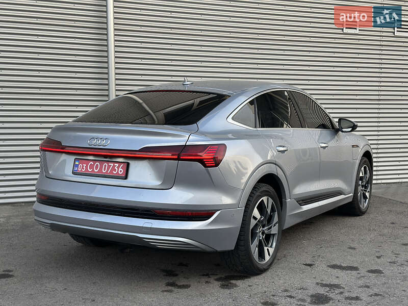 Внедорожник / Кроссовер Audi e-tron Sportback 2021 в Ровно