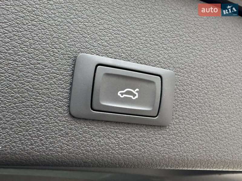 Внедорожник / Кроссовер Audi e-tron Sportback 2020 в Днепре