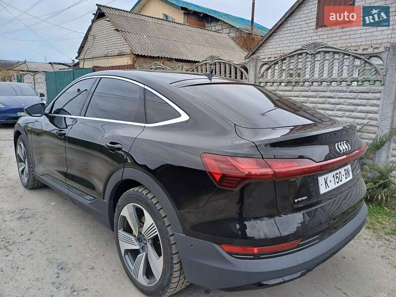 Внедорожник / Кроссовер Audi e-tron Sportback 2020 в Днепре