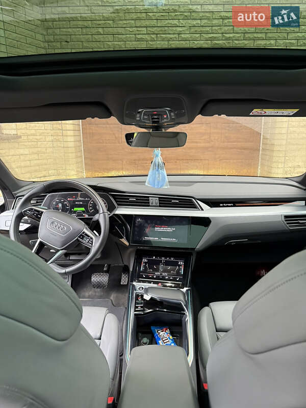 Внедорожник / Кроссовер Audi e-tron Sportback 2022 в Ахтырке
