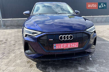 Позашляховик / Кросовер Audi e-tron Sportback 2021 в 