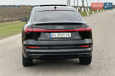 Внедорожник / Кроссовер Audi e-tron Sportback 2020 в 