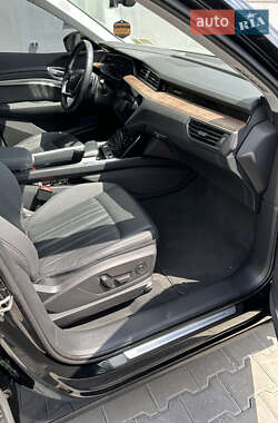 Внедорожник / Кроссовер Audi e-tron Sportback 2020 в 