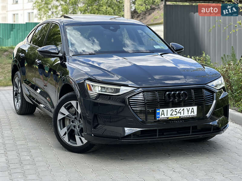 Внедорожник / Кроссовер Audi e-tron Sportback 2020 в 