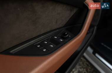 Позашляховик / Кросовер Audi e-tron Sportback 2020 в 