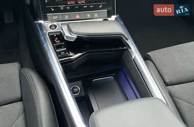 Внедорожник / Кроссовер Audi e-tron Sportback 2021 в 