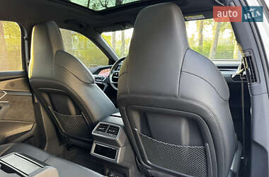 Позашляховик / Кросовер Audi e-tron Sportback 2021 в 