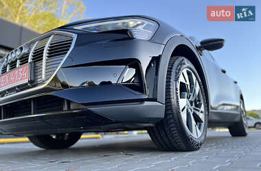 Внедорожник / Кроссовер Audi e-tron Sportback 2020 в 