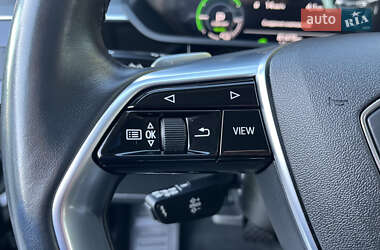 Внедорожник / Кроссовер Audi e-tron Sportback 2020 в 