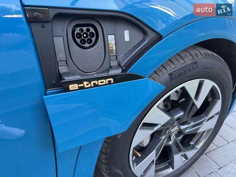 Позашляховик / Кросовер Audi e-tron Sportback 2020 в Львові фото 15 Позашляховик / Кросовер Audi e-tron Sportback 2020 в Львові