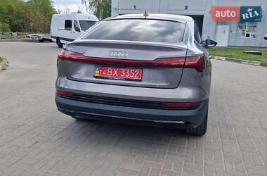 Позашляховик / Кросовер Audi e-tron Sportback 2021 в 