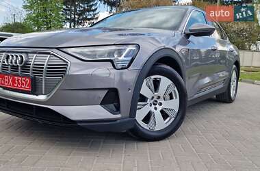 Позашляховик / Кросовер Audi e-tron Sportback 2021 в 