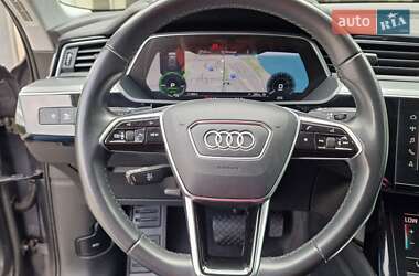 Позашляховик / Кросовер Audi e-tron Sportback 2021 в 
