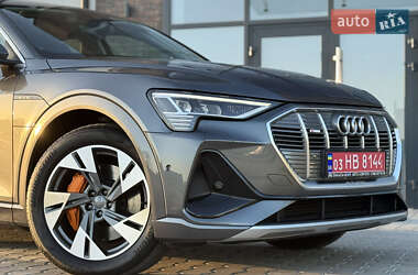 Позашляховик / Кросовер Audi e-tron Sportback 2020 в 
