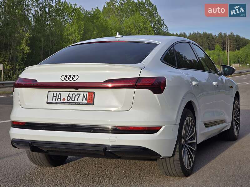Внедорожник / Кроссовер Audi e-tron Sportback 2022 в Ковеле
