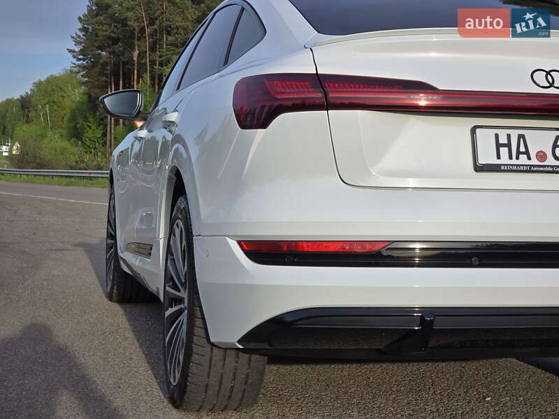 Внедорожник / Кроссовер Audi e-tron Sportback 2022 в Ковеле