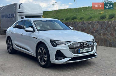 Позашляховик / Кросовер Audi e-tron Sportback 2021 в 