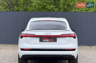 Позашляховик / Кросовер Audi e-tron Sportback 2020 в 