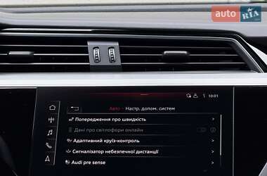 Позашляховик / Кросовер Audi e-tron Sportback 2020 в 