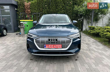 Позашляховик / Кросовер Audi e-tron Sportback 2021 в 