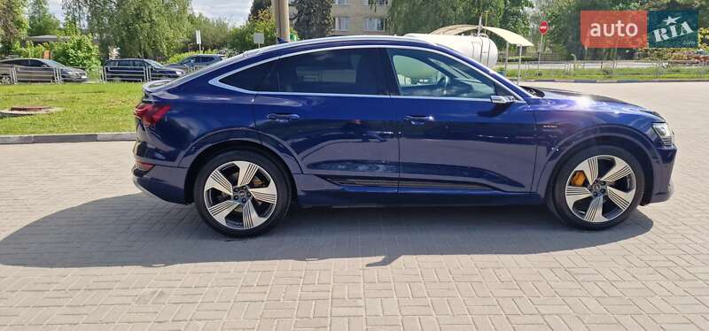 Внедорожник / Кроссовер Audi e-tron Sportback 2022 в Тернополе