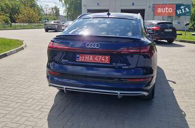 Внедорожник / Кроссовер Audi e-tron Sportback 2022 в 