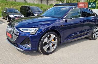 Внедорожник / Кроссовер Audi e-tron Sportback 2022 в 